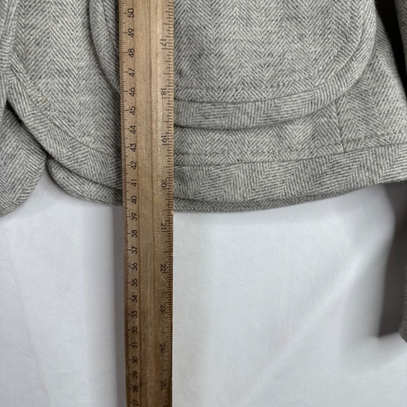 Banana Republic Women's Wool Jacket Oatmeal Gray Herringbone Coat Petite Small - Picture 8 of 8